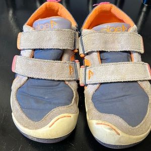 Little girls plae shoes